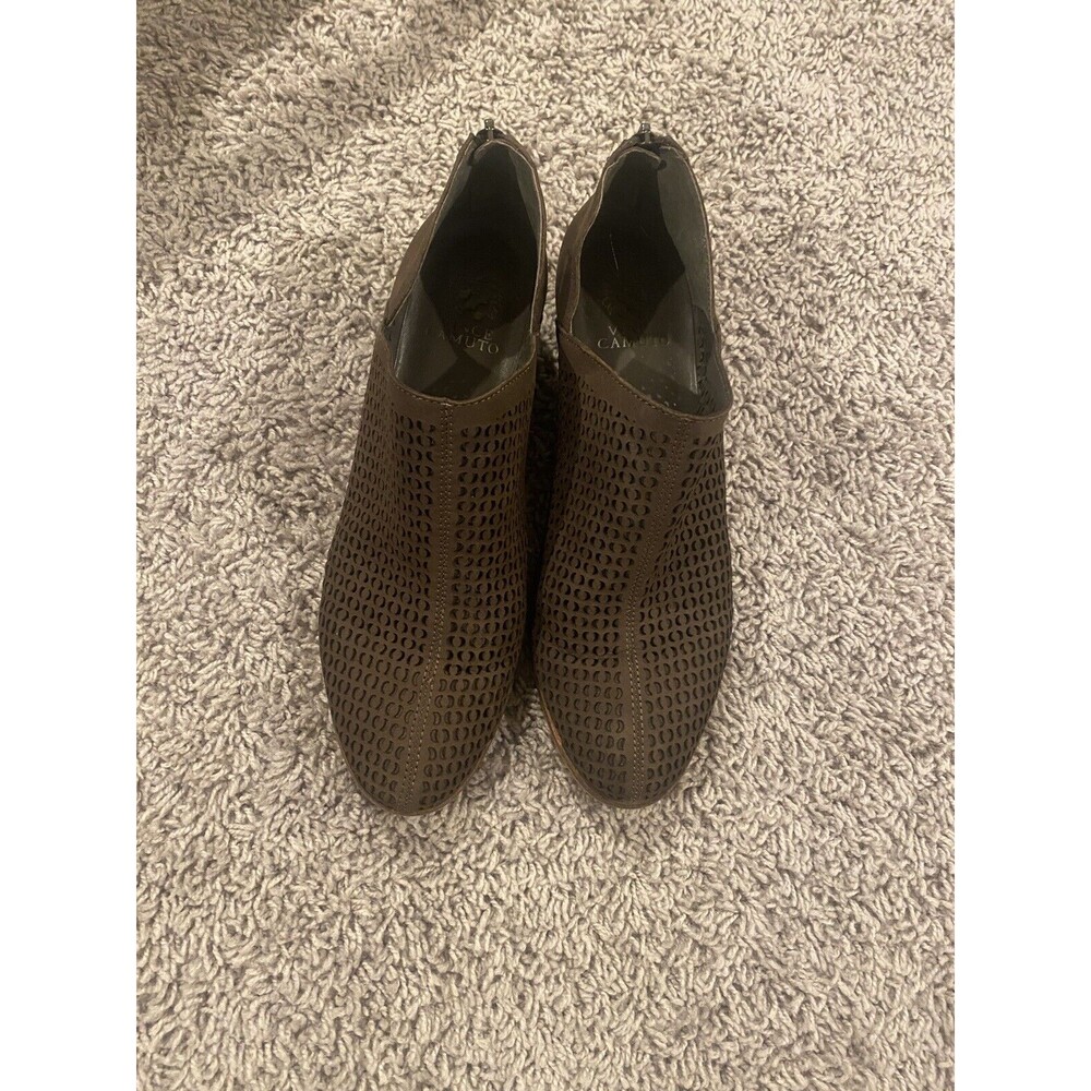 Vince Camuto Celena Ankle Booties Womens Brown Lasercut - Size 8.5